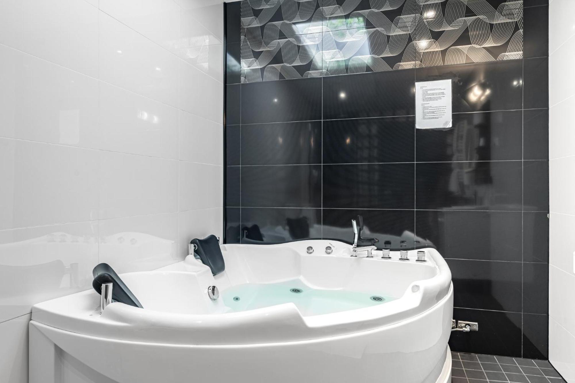 Stockholm Inn Hotel Екстериор снимка