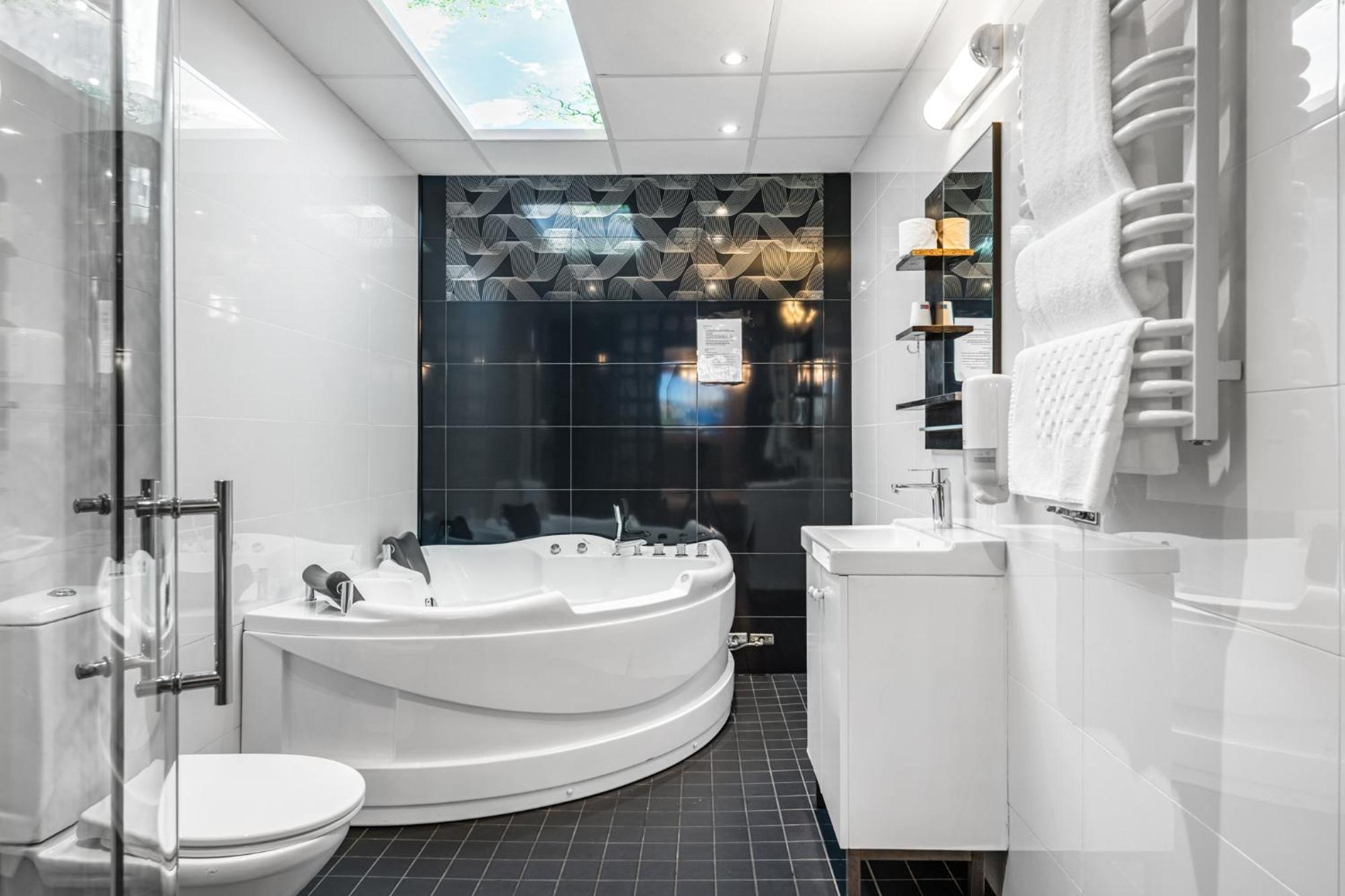 Stockholm Inn Hotel Екстериор снимка